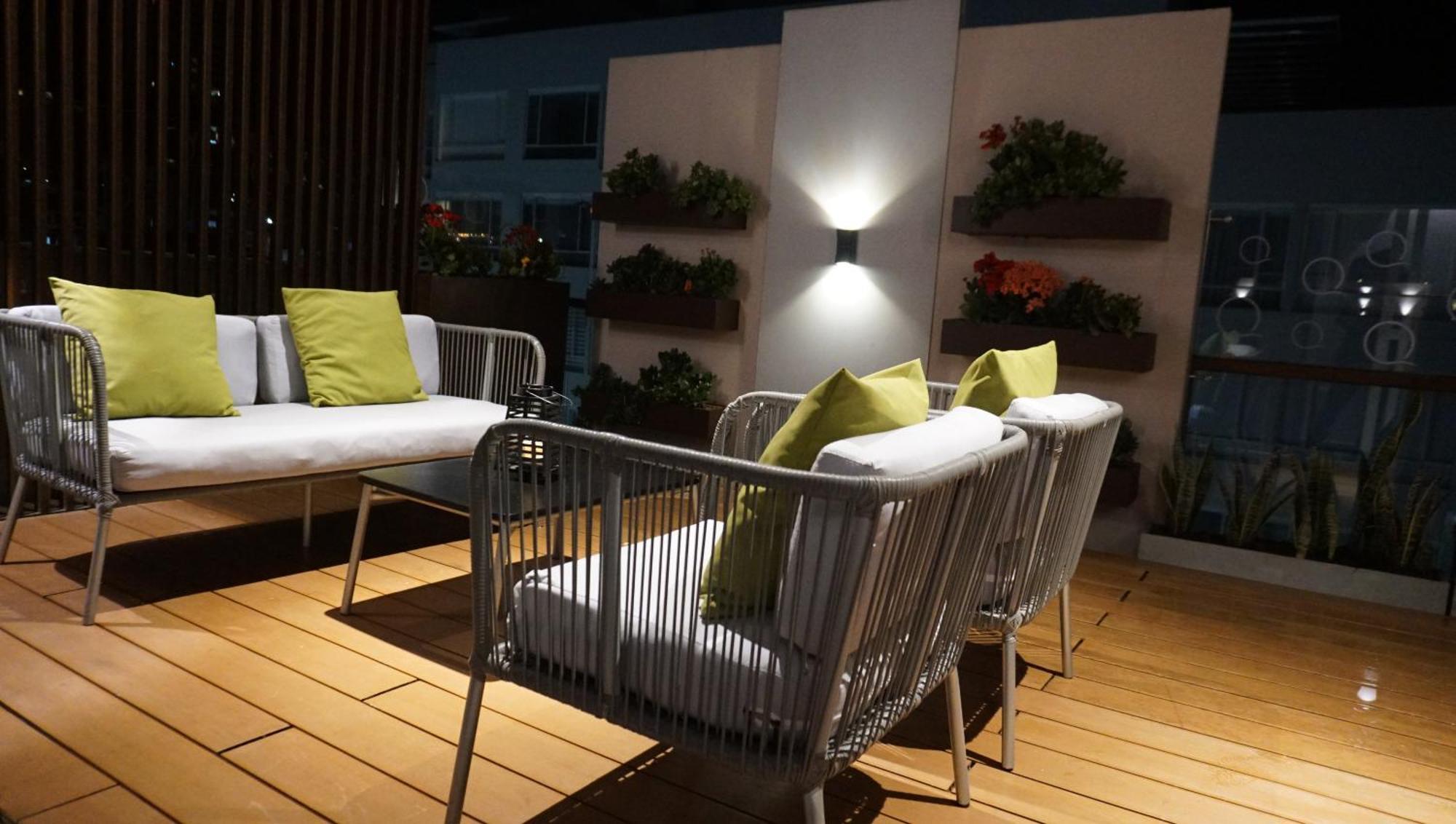 Quo Quality Hotel Manizales Εξωτερικό φωτογραφία A modern garden furniture set