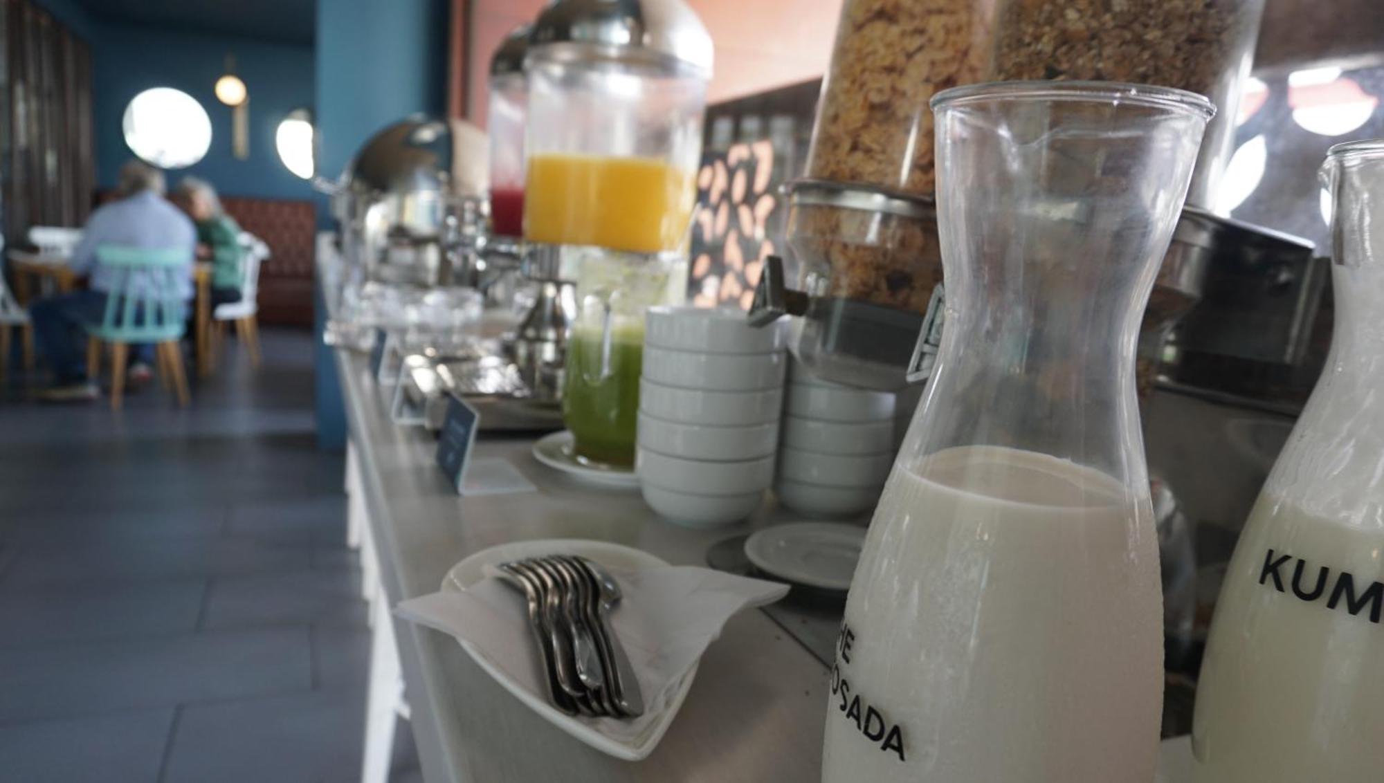 Quo Quality Hotel Manizales Εξωτερικό φωτογραφία A carafe of raki