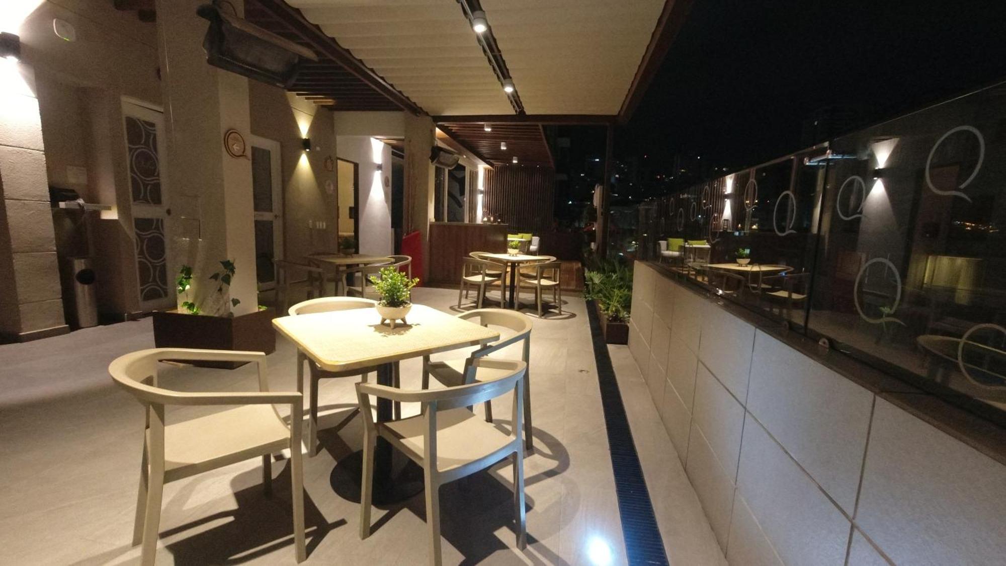 Quo Quality Hotel Manizales Εξωτερικό φωτογραφία The interior of the lounge